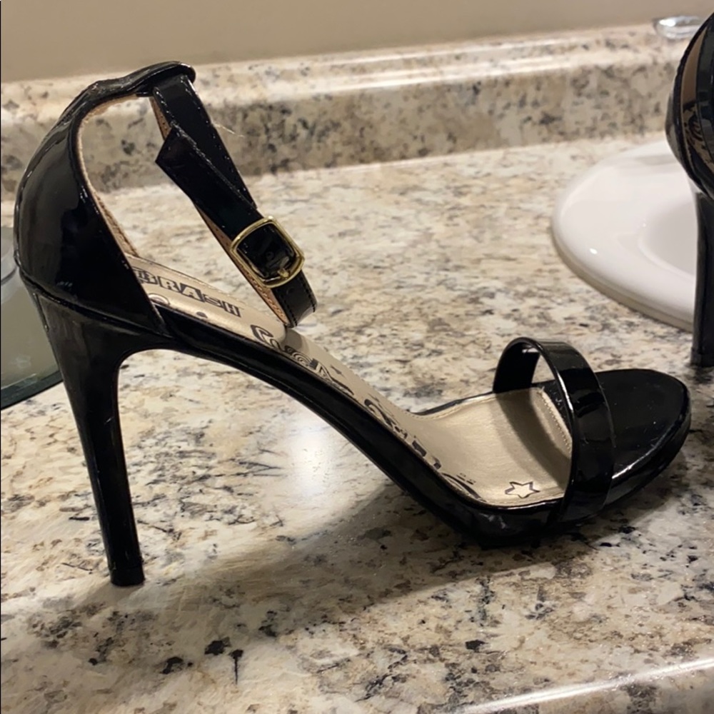Black Strappy Heel
